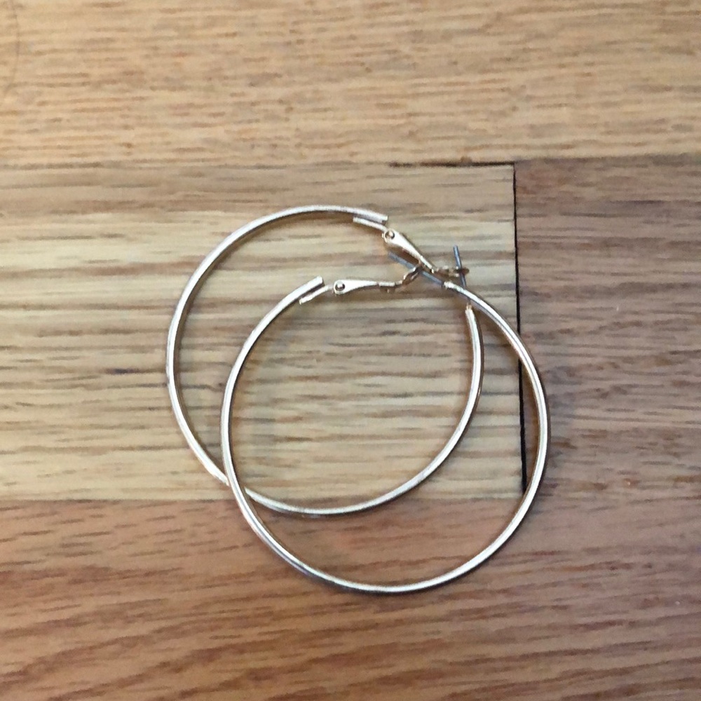 Hoops - Picture 2 of 3